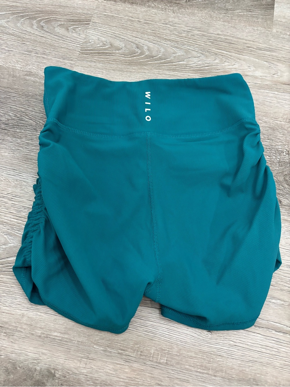 WILO Teal Women's High-Waist Active Shorts size medium